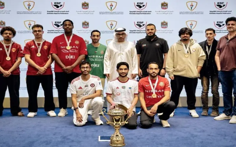 شباب الأهلي يفرض سيطرته ويتوج بلقب دوري الإمارات لكرة القدم الإلكترونية